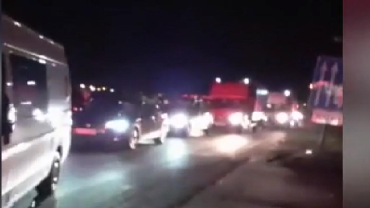 sute_de_romani_blocati_la_granita_austriei_cu_ungaria