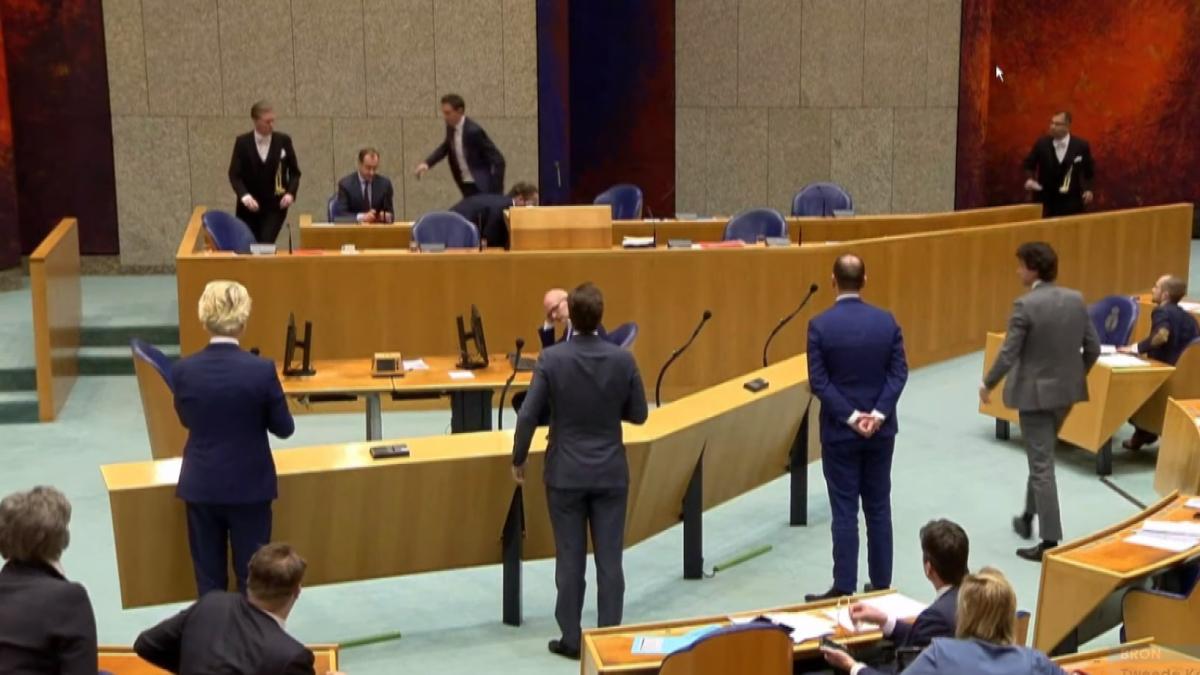 ministru_prabusit_olanda