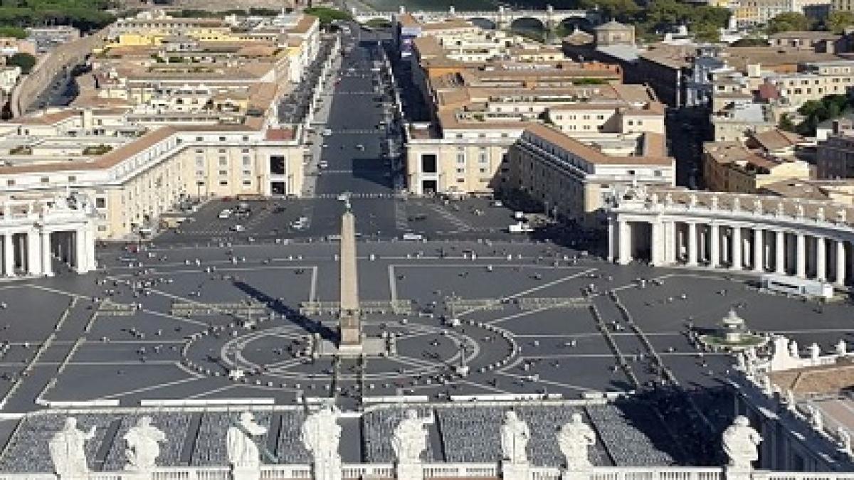 slider_panorama_vatican_piata