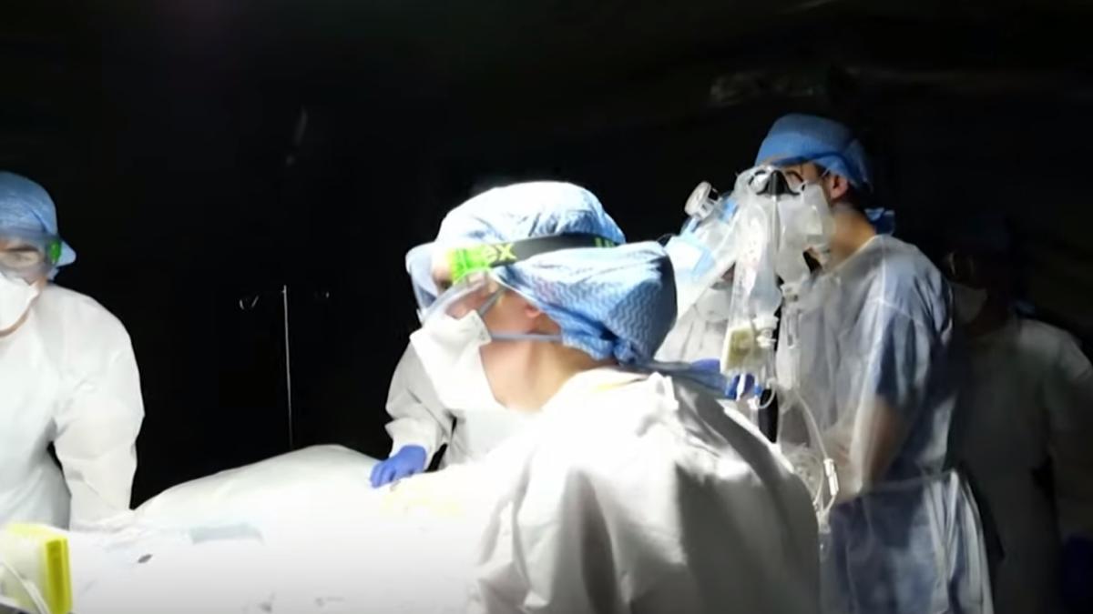 franta_coronavirus_medici_spital_militar_30_03_2020