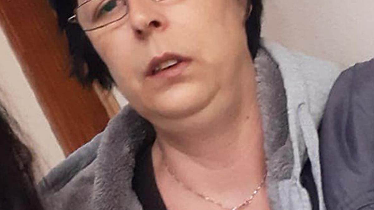 husi_mihaela_popa_si_fiica_sa__abandonati_in_italia