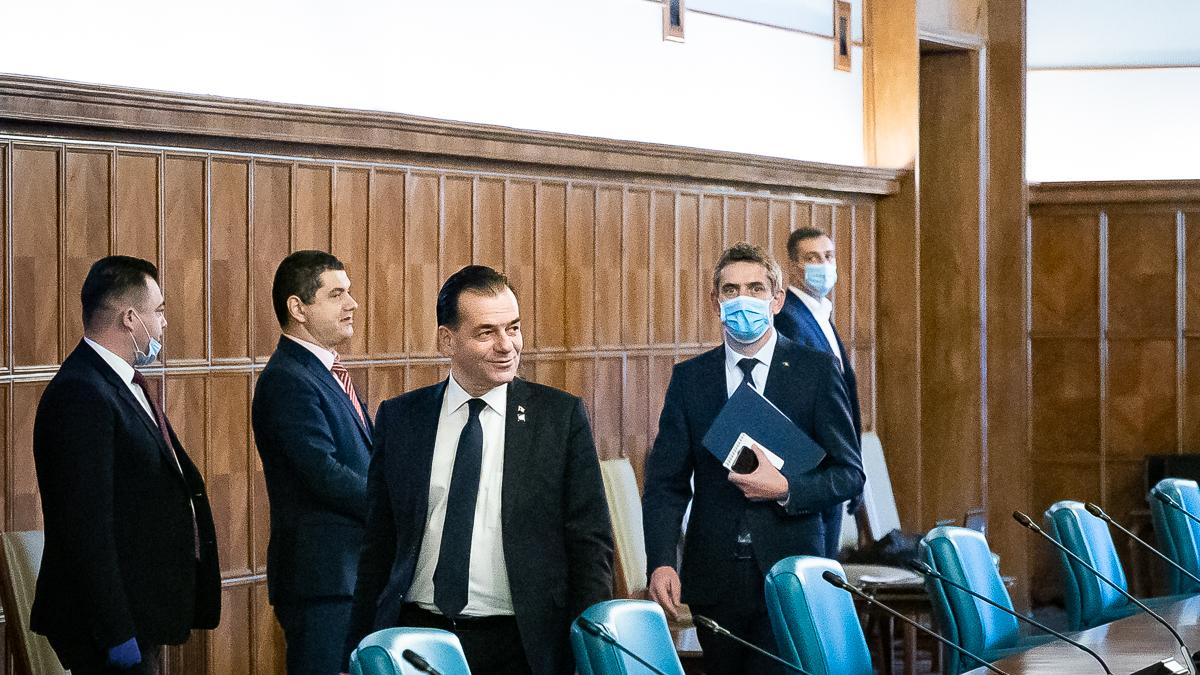 ludovic_orban_danca_sedinta_guvern_04_04_2020