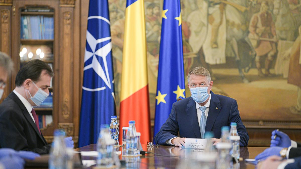 klaus_iohannis_ludovic_orban_original_sedinta_privind_masurile_de_gestionare_a_epidemiei_covid_04_05_2020