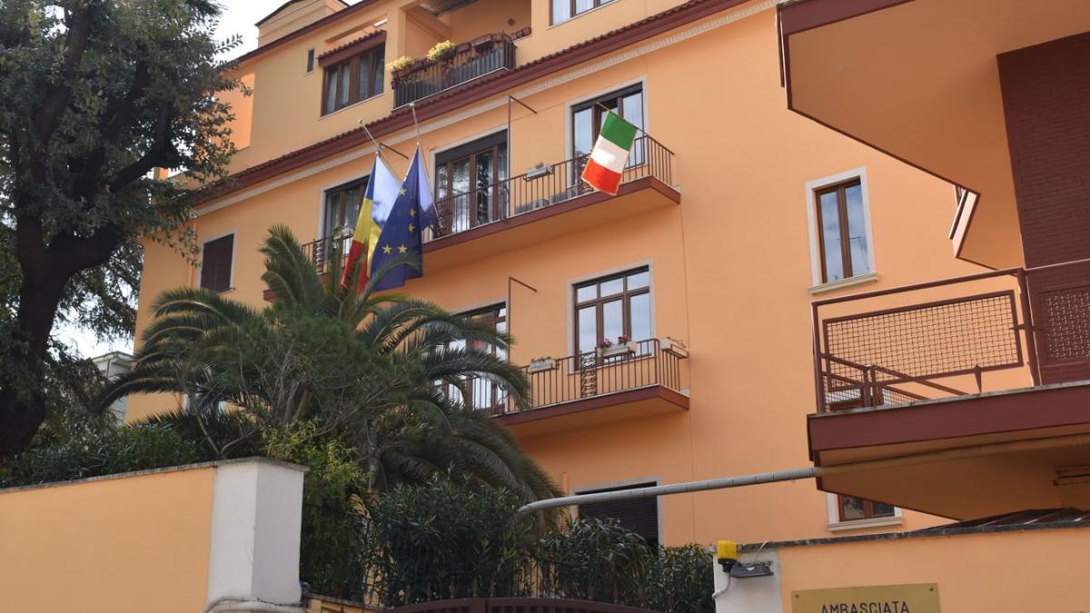 ambasada_rmaniei_italia_roma_doliu