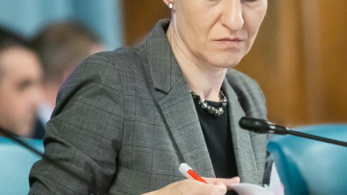 violeta_alexandru_ministrul_muncii_30_12_2019