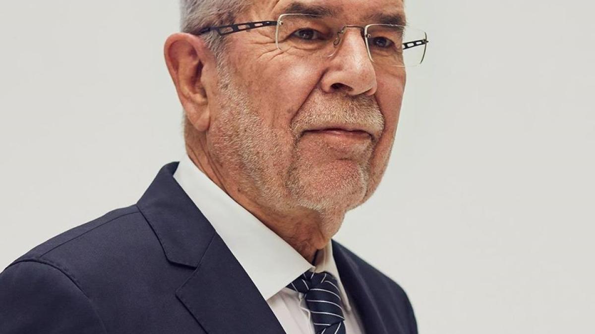 alexander_van_der_bellen_presedinte_austria_fb