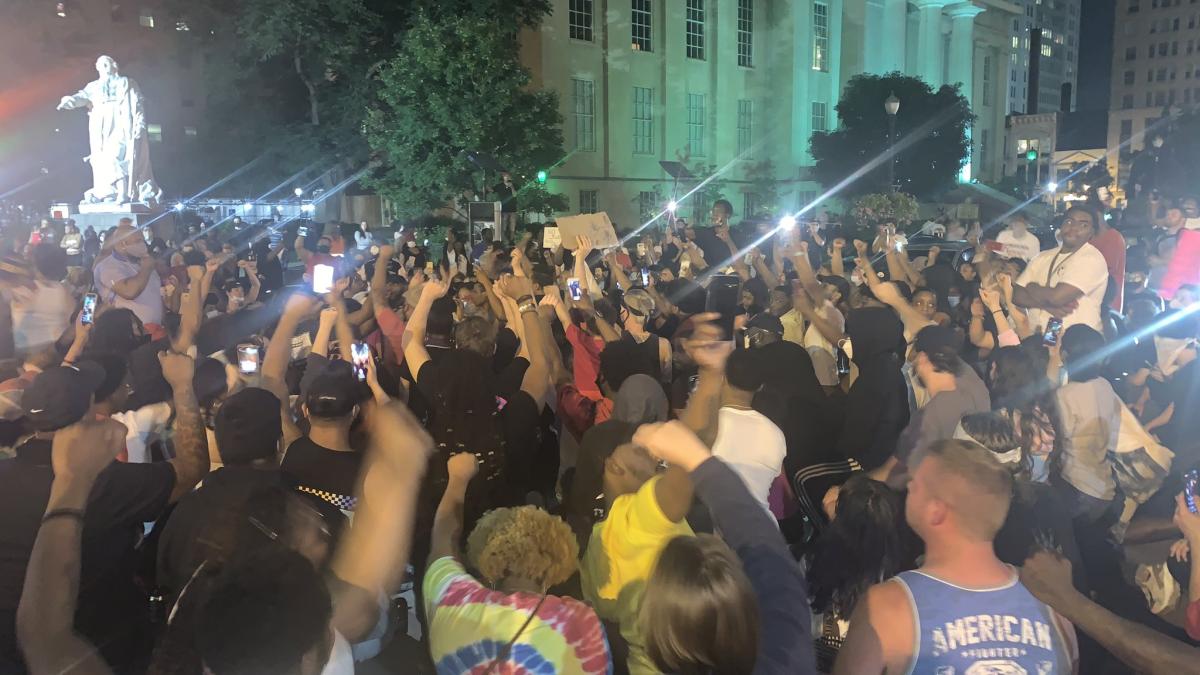 protest_louisville_sua_twitter