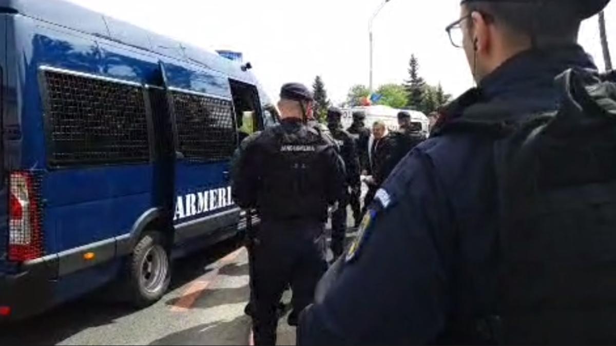 jandarmi_miting_iasi