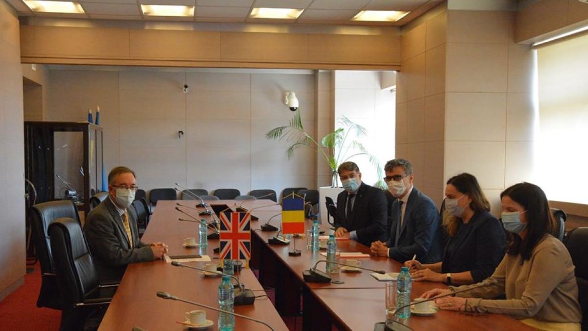 intalnire_ministru_virgil_daniel_popescu_andrew_noble