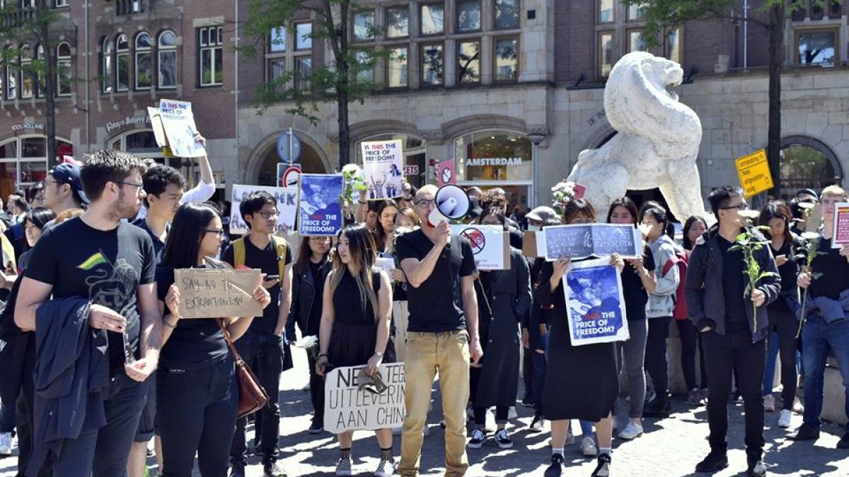 proteste_olanda_ilustratriv