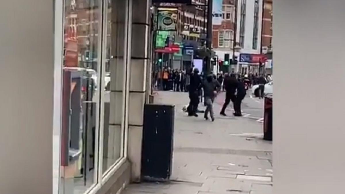 atac_terorist_londra_streatham_high_road_atacator_impuscat