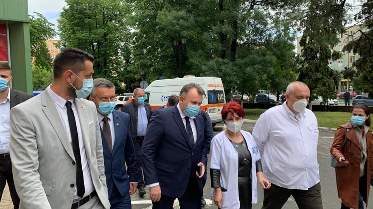 nelu_tataru_cu_medici_poza_fbk