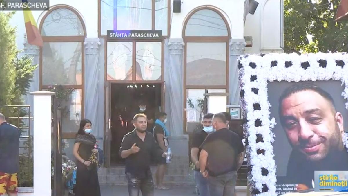 emi_pian_inmormantare_26516665555