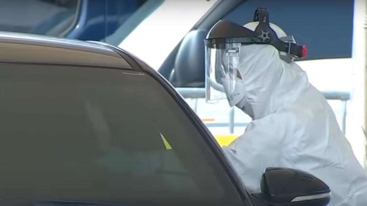 coronavirus_testare_sofer_masina_testare_rapida