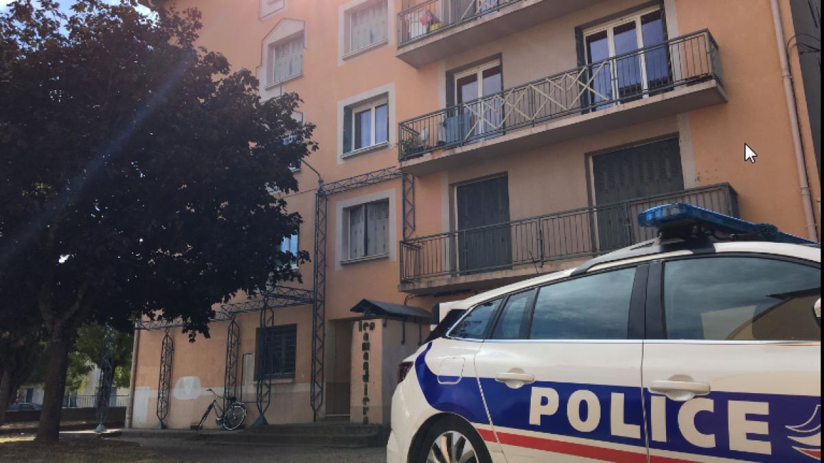 police_franta_masina_crima