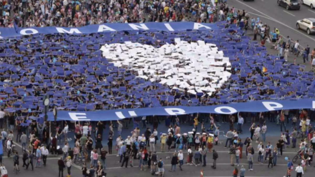 inima_declic_piata_victoriei