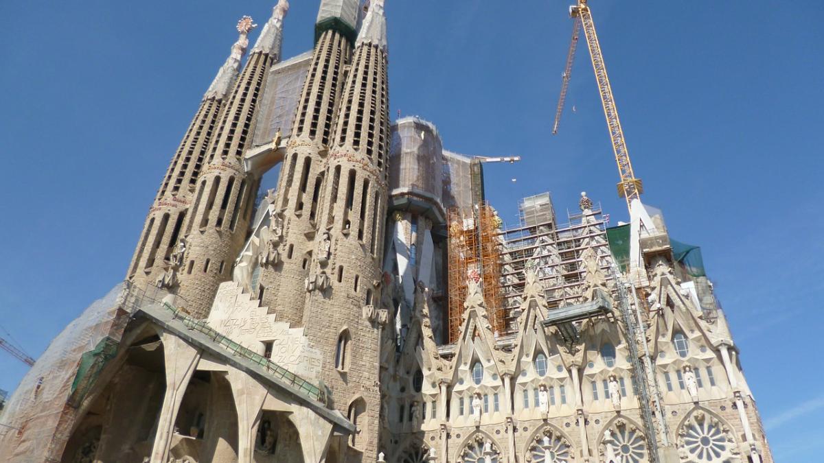 sagrada_familia_catedrala_barcelona