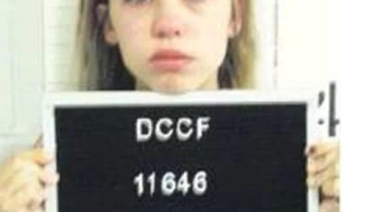 mama_arestata_copil_uitat_in_masina