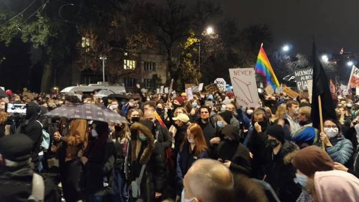 protest_polonia_avort_twitter