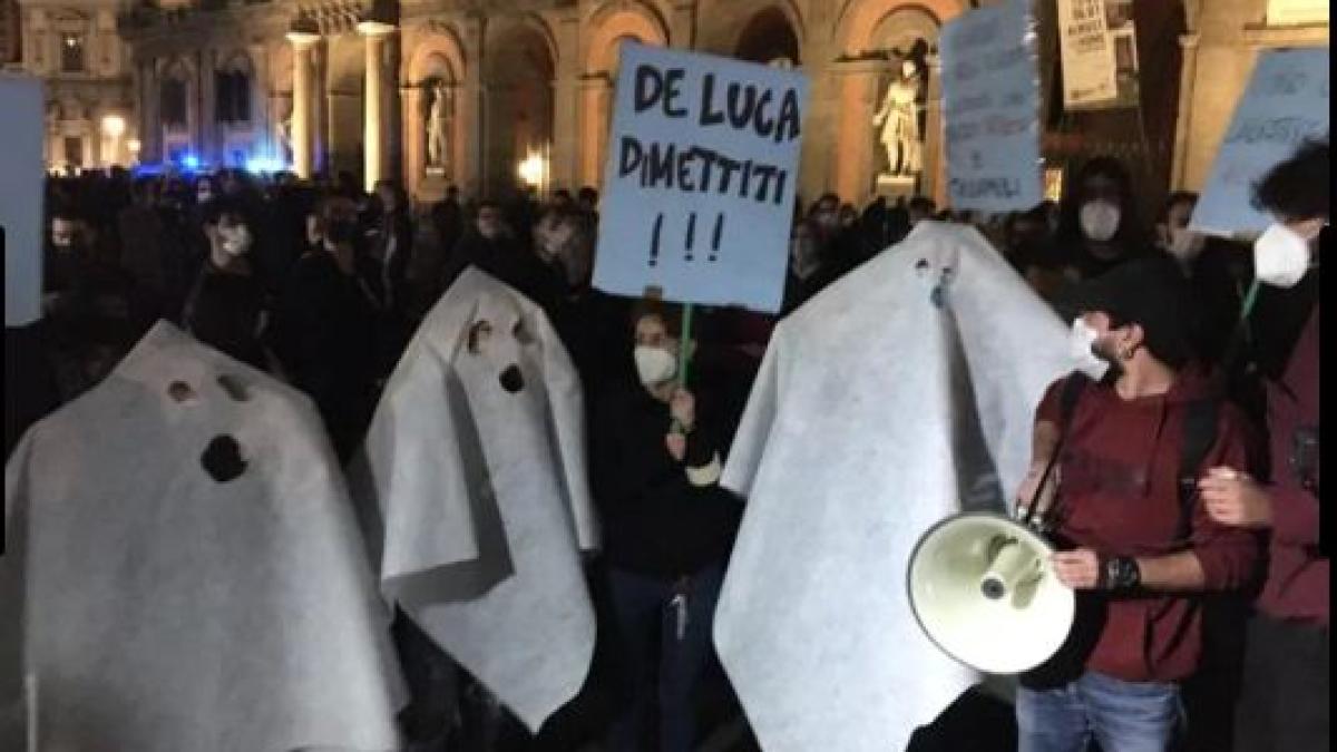 proteste_italia_napoli_octombre