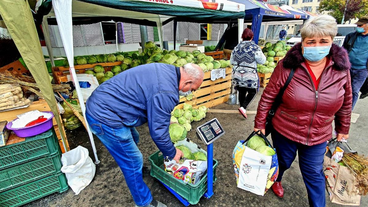 piata_aer_liber_targ_obor_varza