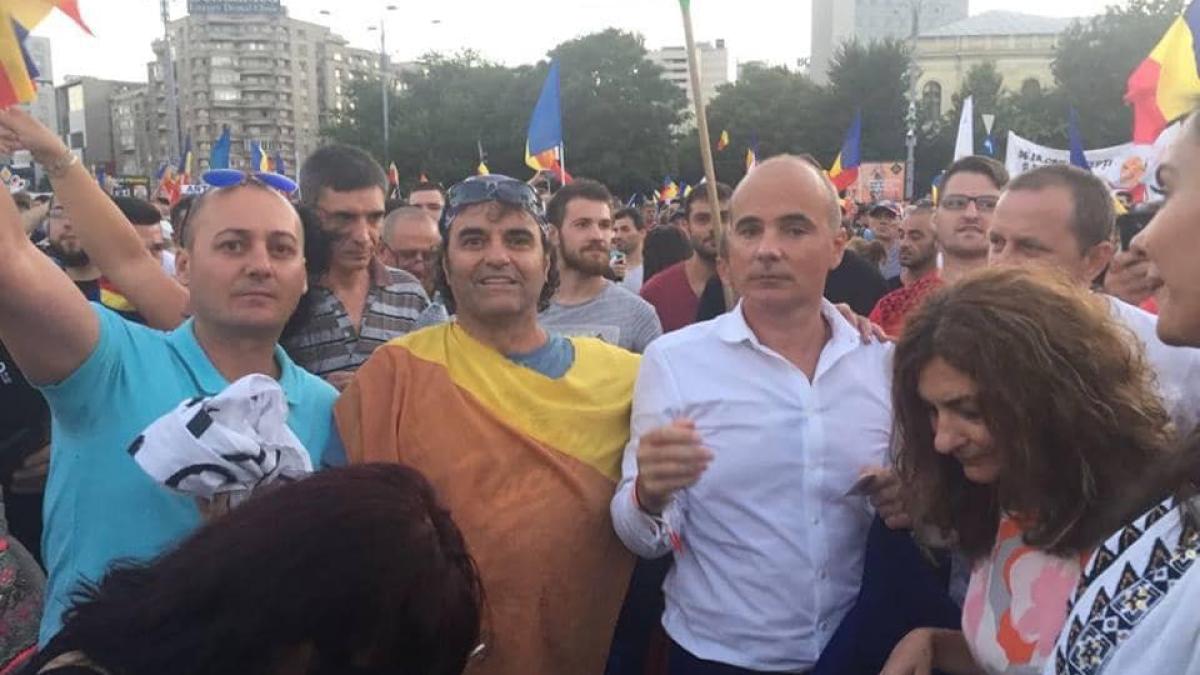 rares_bogdan_fb_protest_10_august