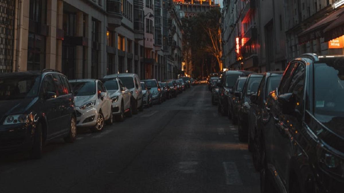 masini_parcate_ilustrativ