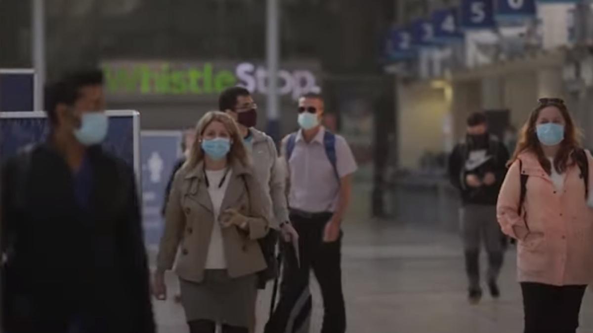 marea_britanie_restrictii_oameni_masca_protectie_ilustrativ_20_09_2020