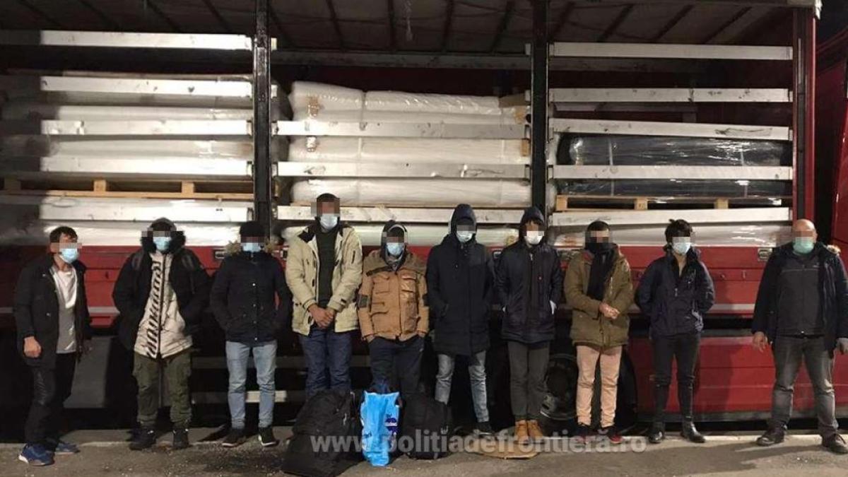 migranti_ascunsi_in_camion