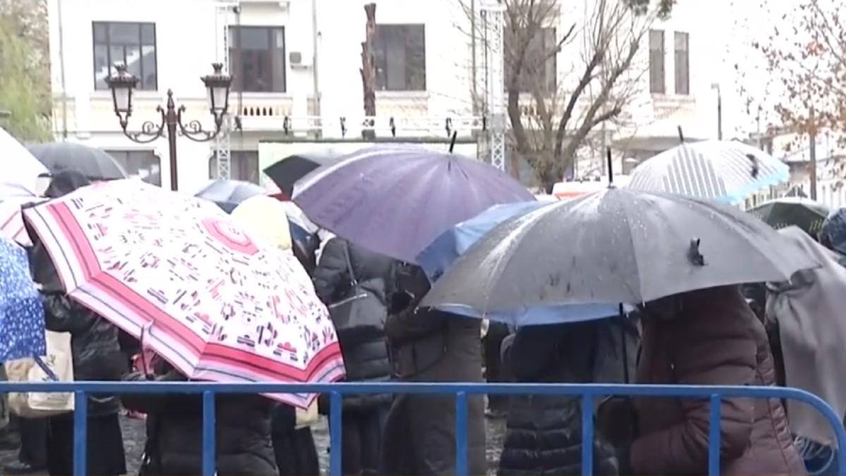 coada_sf_spiridon_captura_12_12_2020