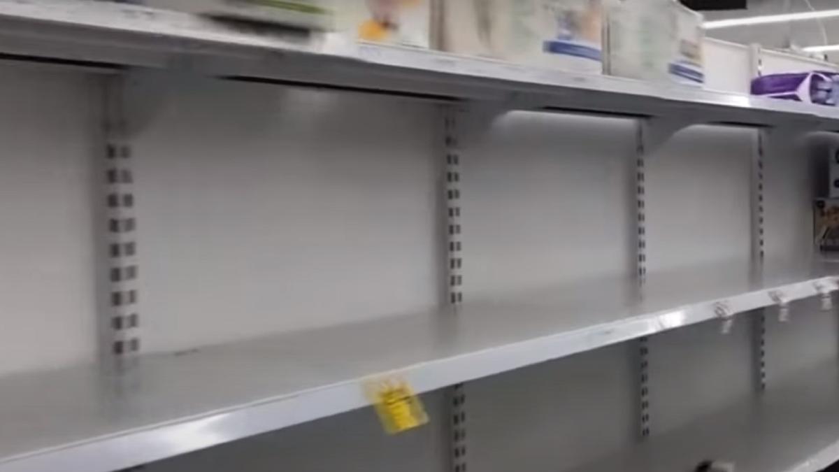 rafturi-goale-magazin-supermarket-captura-21-12-2020