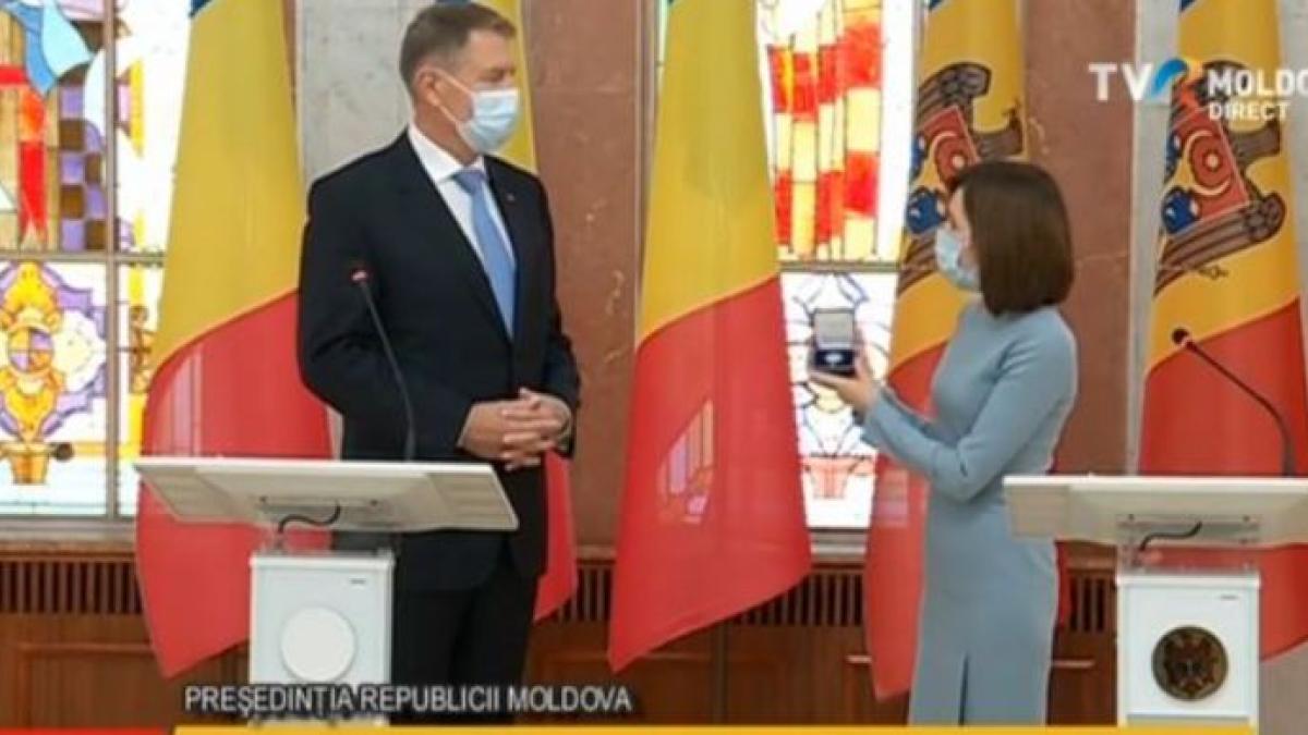 klaus_iohannis_maia_sandu_dar_simbolic