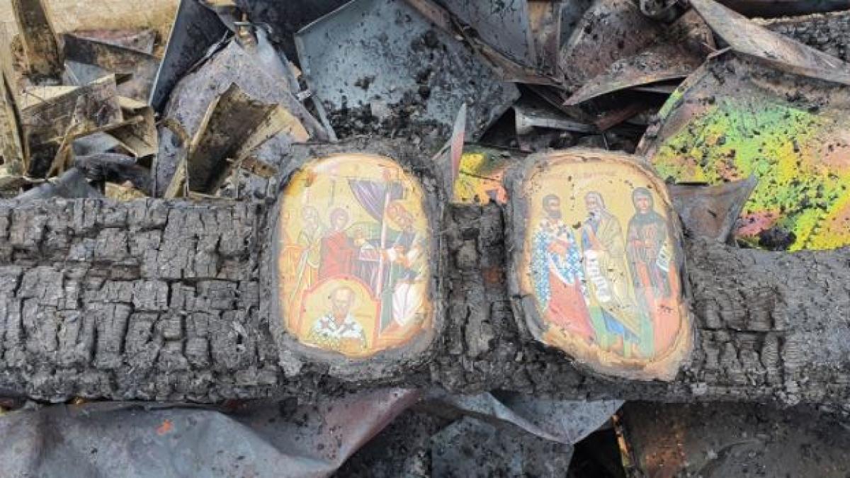 icoane_neatinse_de_foc_biserica_suceava