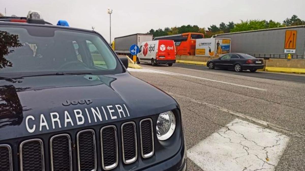 carabinieri_roman_retinut