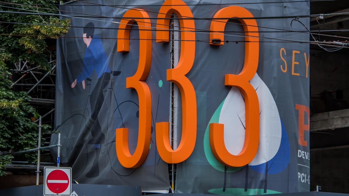 333-semn-stradal-angel-number-flickr