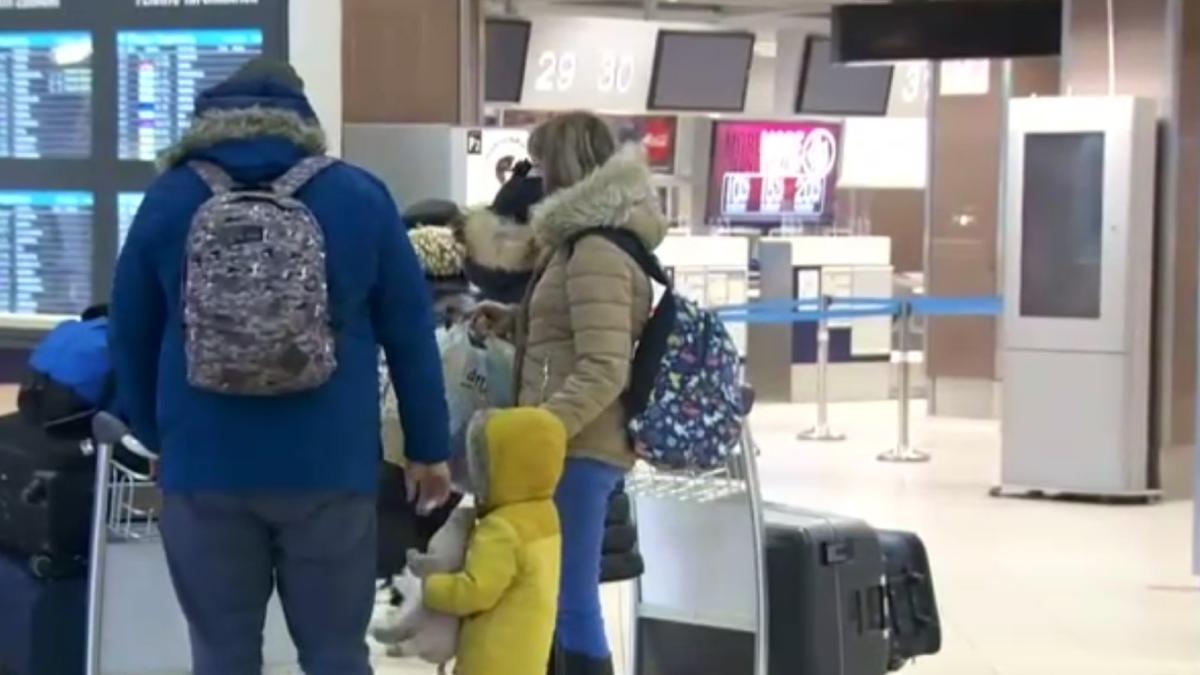 aeroport-otopeni-romani-ilustrativ-12-01-2021