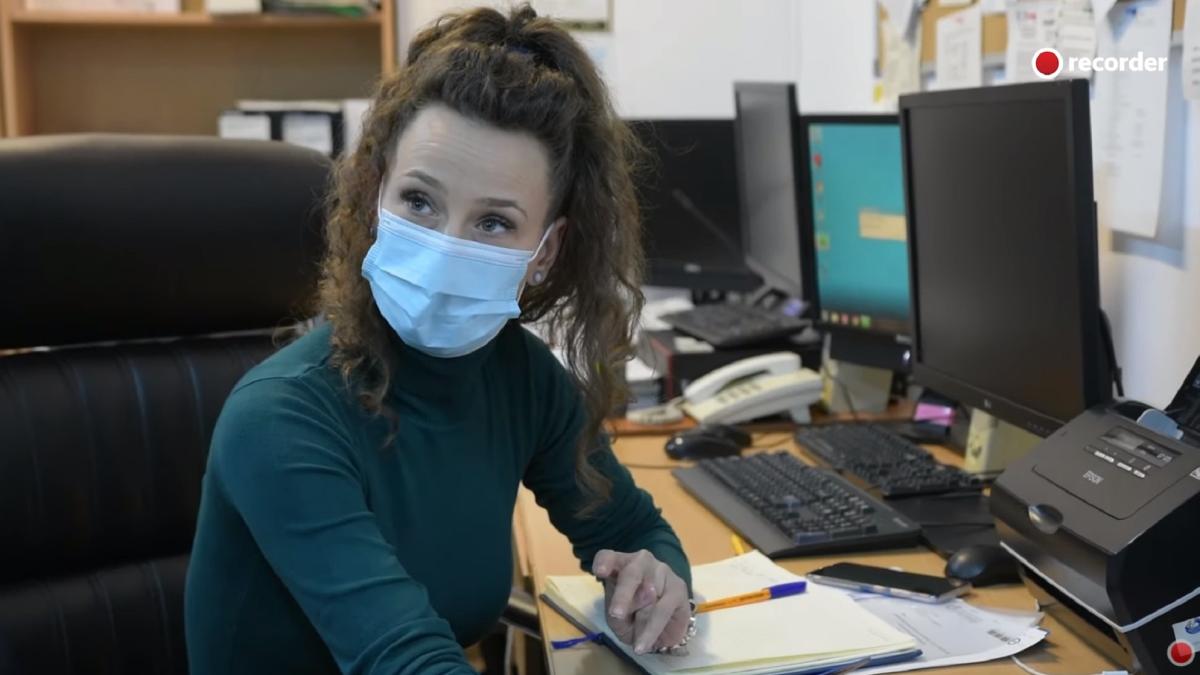 fosta-chelnerita-angajata-inginer-la-administratia-bazinala-de-apa-prut-barlad-a-demisionat