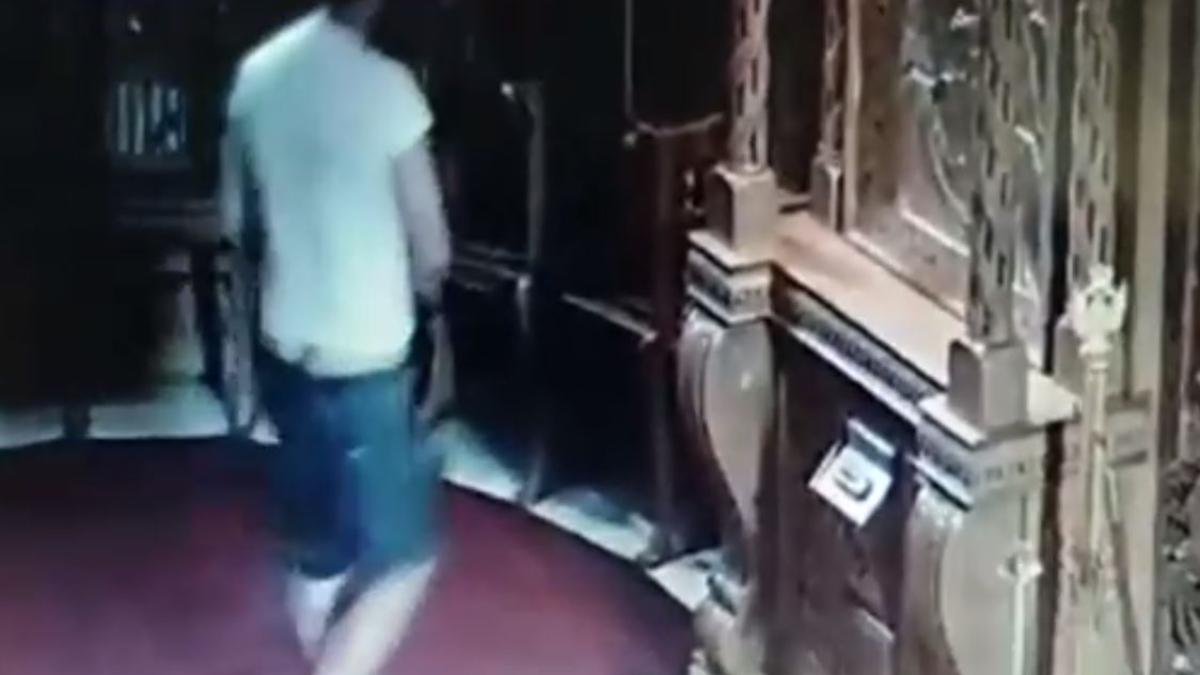 roman-a-furat-din-cutia-milei