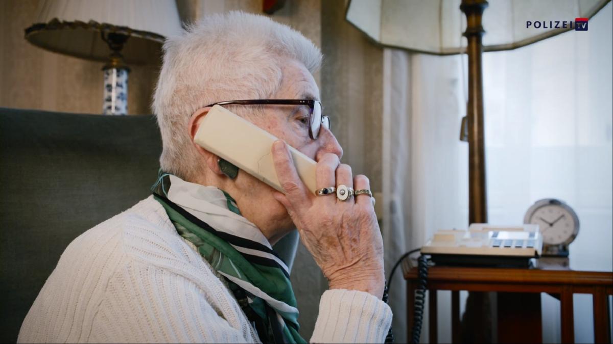 austria-escrocheria-cu-banda-de-romani-face-ravagii-un-fals-politist-sperie-lumea-si-promite-sa-le-protejeze-bunurile