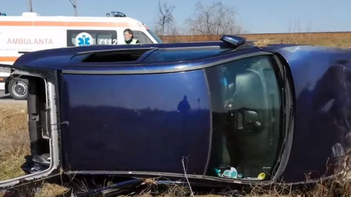 masina-rasturnata-romanca-moarta