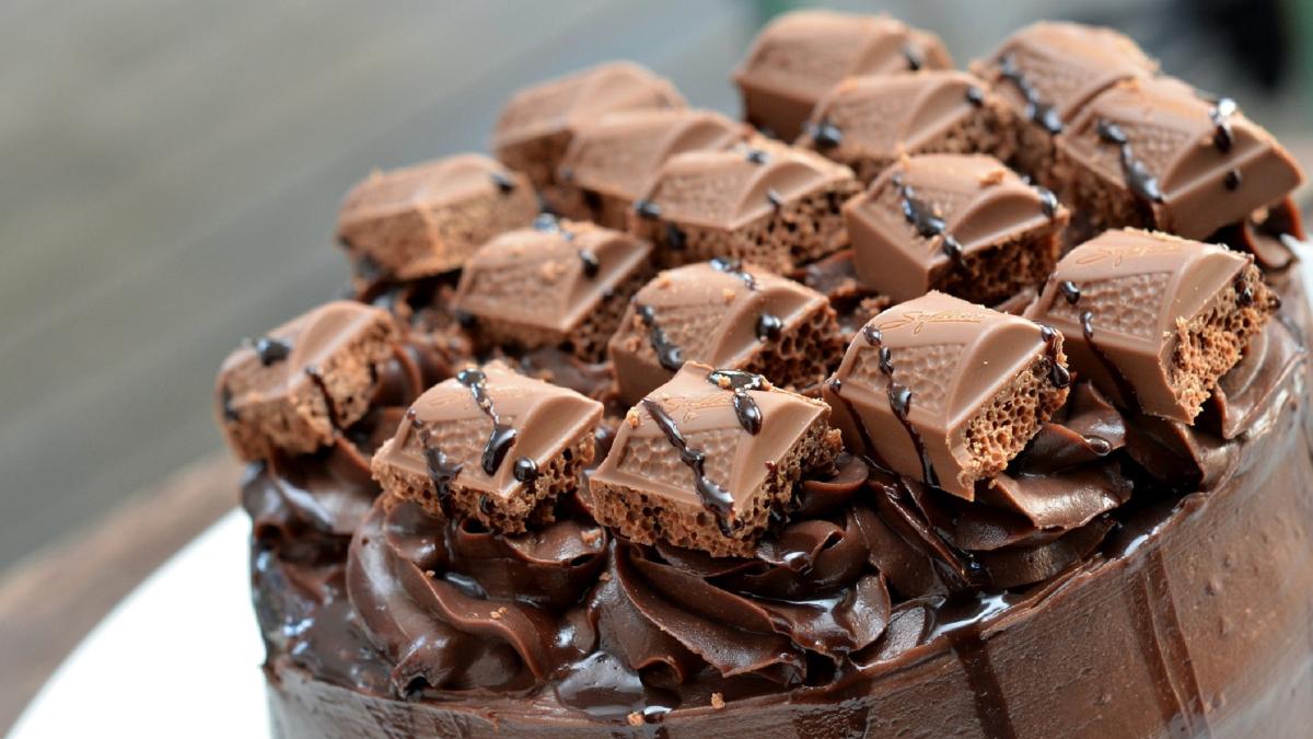 tort-cu-ciocolata-fara-coacere--desertul-suprem--gustos-si-aromat--gata-in-15-minute