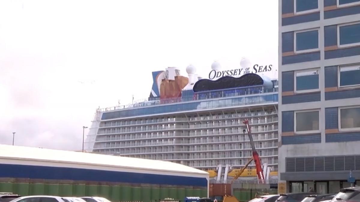 germania-sute-de-muncitori--blocati-pe-un-vas-de-croaziera-nou-nout