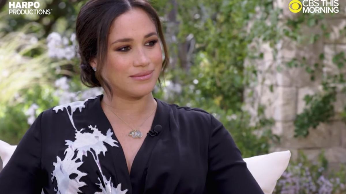 meghan-a-acuzat-familia-regala-britanica-de-rasism-si-ca-a-impins-o-la-un-pas-de-sinucidere