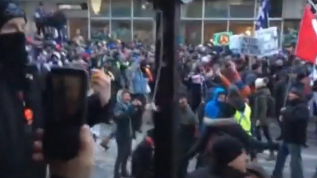 proteste-canada-montreal-restrictii