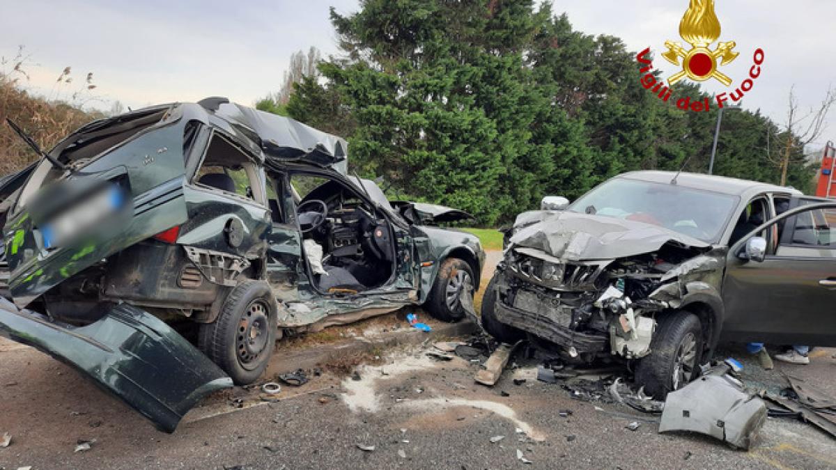 italia-accident-grav-ciocnire-frontala