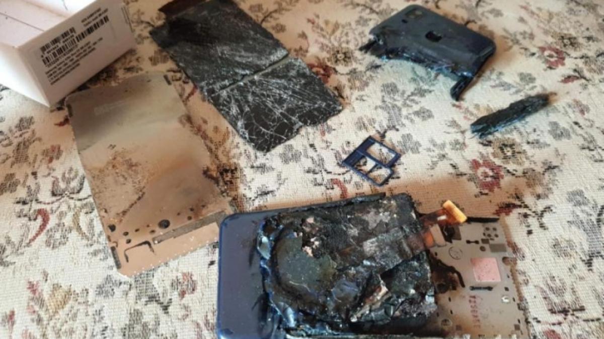 telefon-samsung-explodat