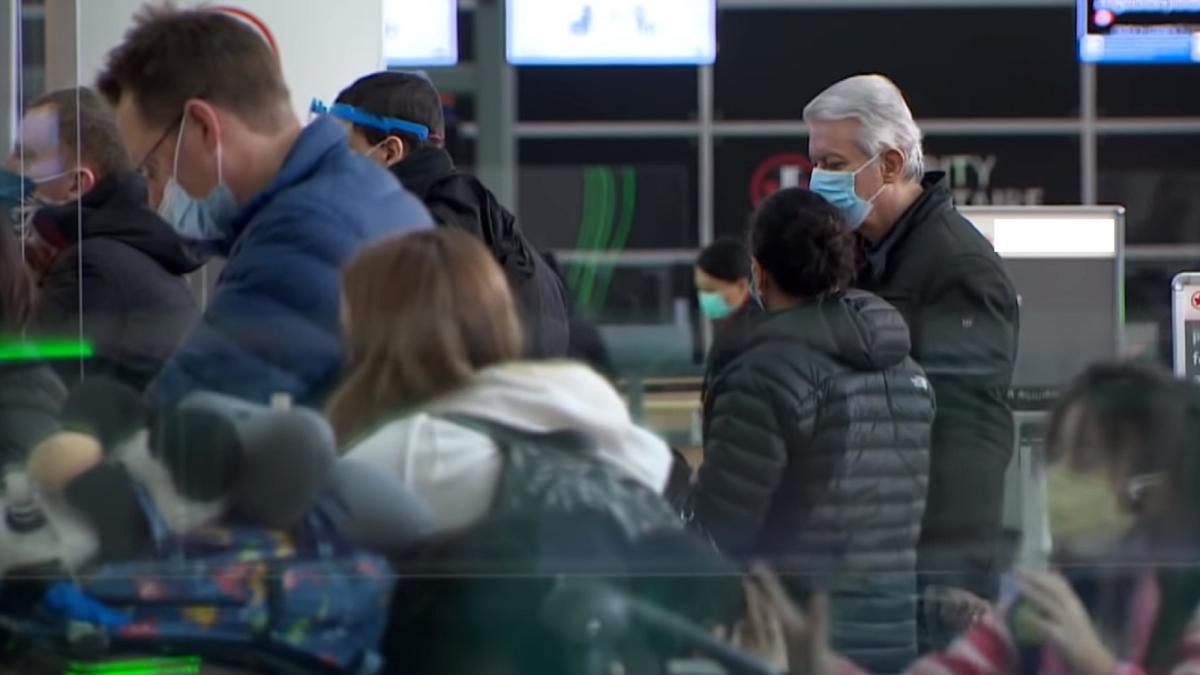 italia--romanii-din-zonele-rosii-pot-calatori-in-tara-ministerul-afacerilor-interne-italian--precizari-de-ultima-ora