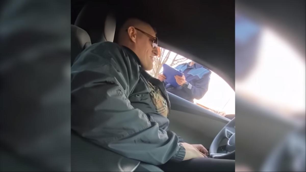 politist-roman-amenda-mosailov