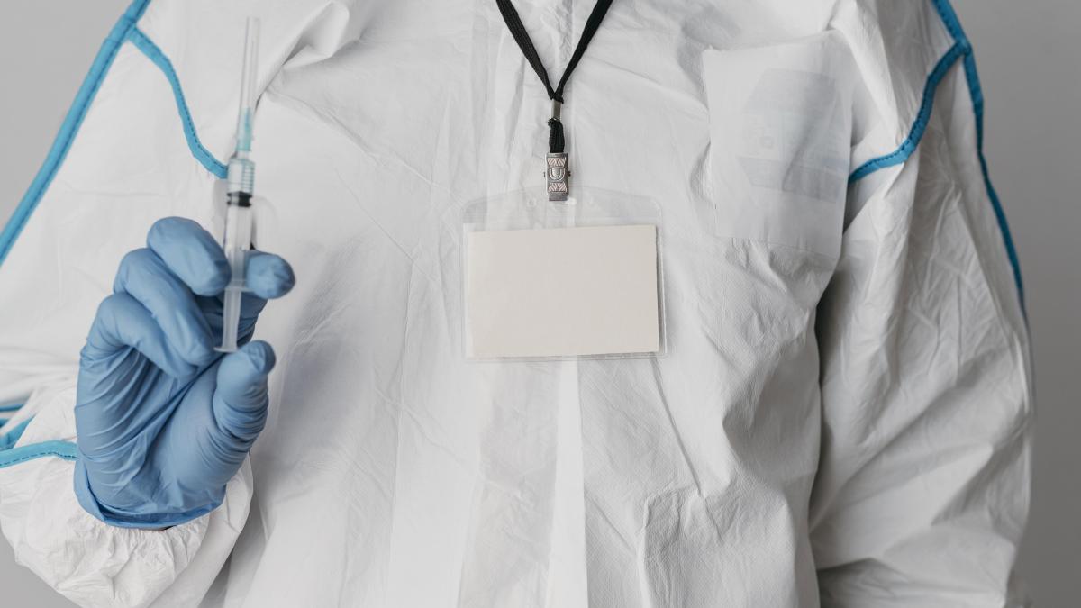 oms-nu-recomanda-folosirea-unui-alt-vaccin-intre-doua-doze--asa-cum-au-decis-autoritatile-din-franta