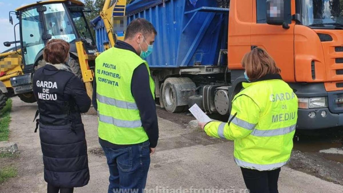 camion-venit-din-bulgaria-intros-din-drum-la-frontiera